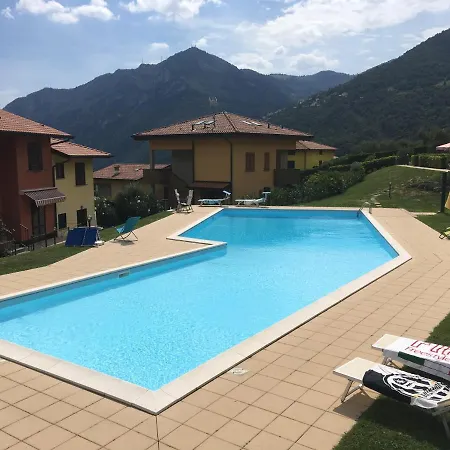 Irina's House With View On Like And Swimming Pool * Riva di Solto