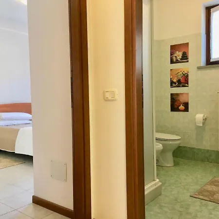 Appartamento Irina's House With View On Like And Swimming Pool *