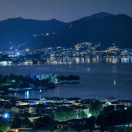 Irina's House With View On Like And Swimming Pool Daire Riva di Solto