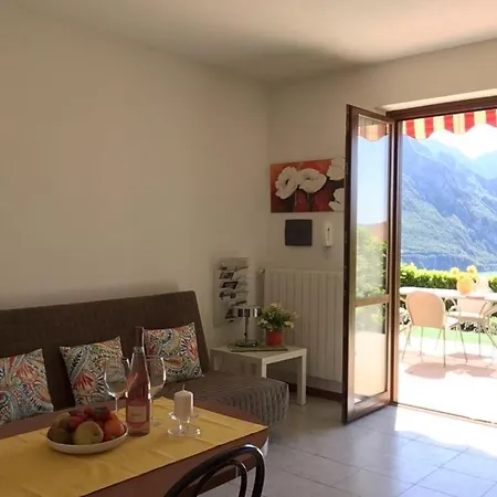 Irina's House With View On Like And Swimming Pool Apartment *